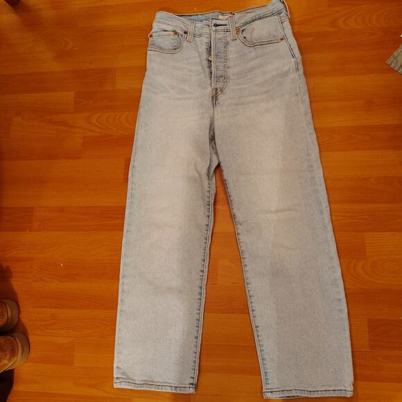 Levi’s Ribcage Straight Jeans-Sz 27x27- Light Blue Wash – High Rise – Button Fly - Picture 1 of 10